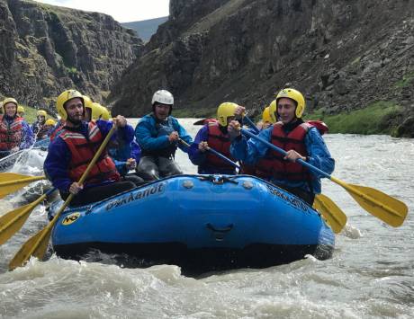 Média réf. 3470 (2/3): Rafting sur la rivière Austuri Jokulsa à Varmahlid